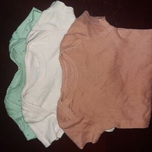 3pc Girls Carter's bodysuit / onesie